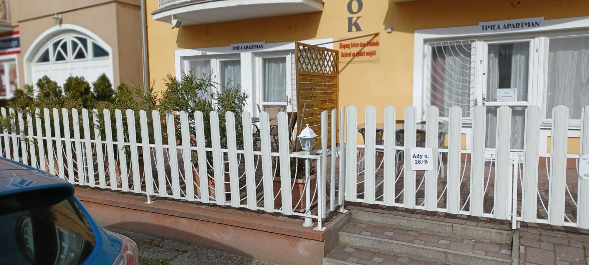 Tarr-Timea Apartmanok Kestel Dış mekan fotoğraf